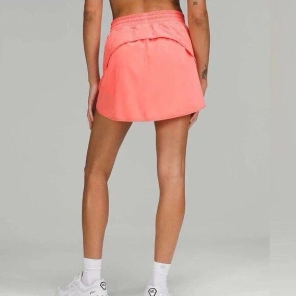 Lululemon Hotty Hot High Rise Skirt with Built In Shorts Raspberry Cream Size 4 - Picture 2 of 9
